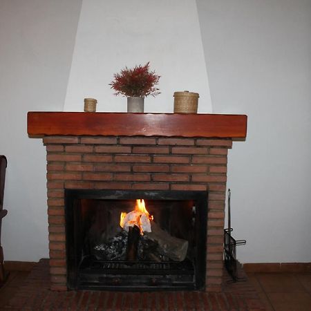 Apartamentos Rurales Rosendo: El Celindo カピレイラ エクステリア 写真