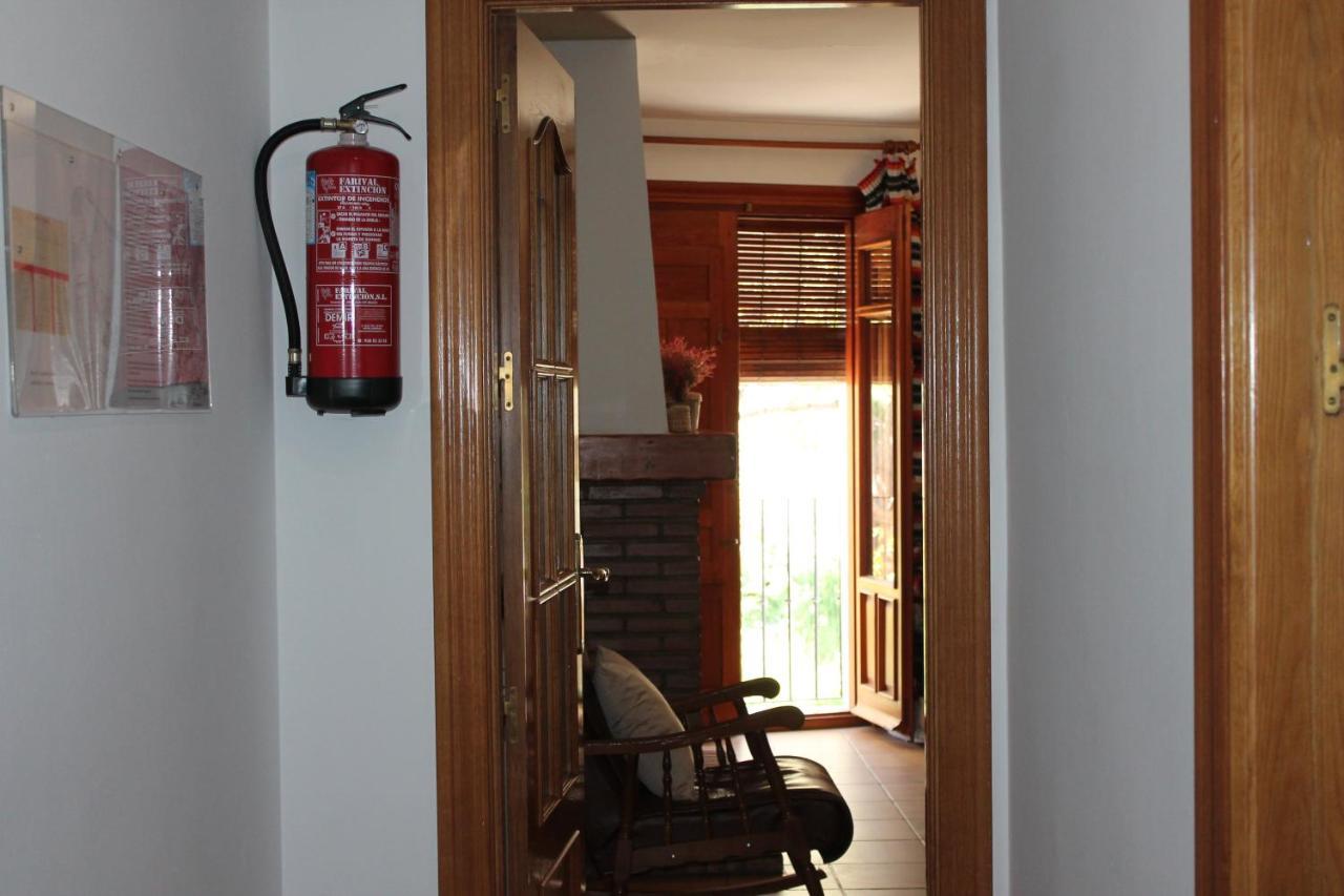 Apartamentos Rurales Rosendo: El Celindo カピレイラ エクステリア 写真