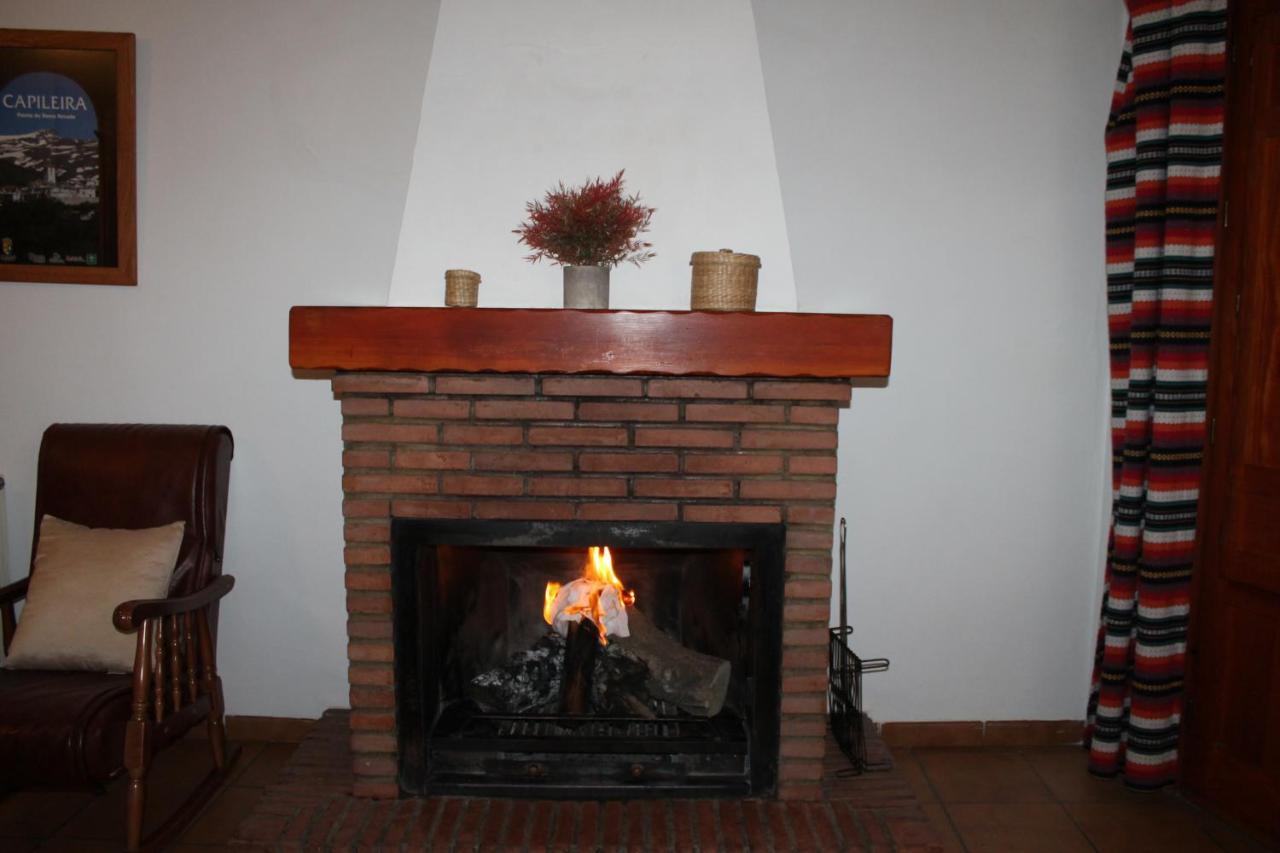 Apartamentos Rurales Rosendo: El Celindo カピレイラ エクステリア 写真